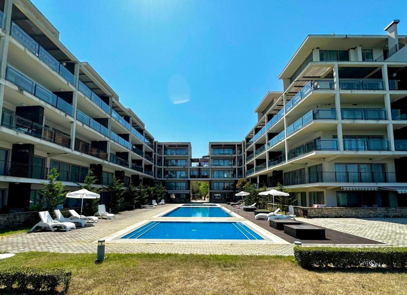 Sea View Penthouse Apartment Obzor Exterior photo